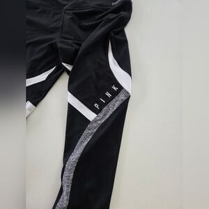 Victoria's Secret Pink Athletic Cropped Leggings